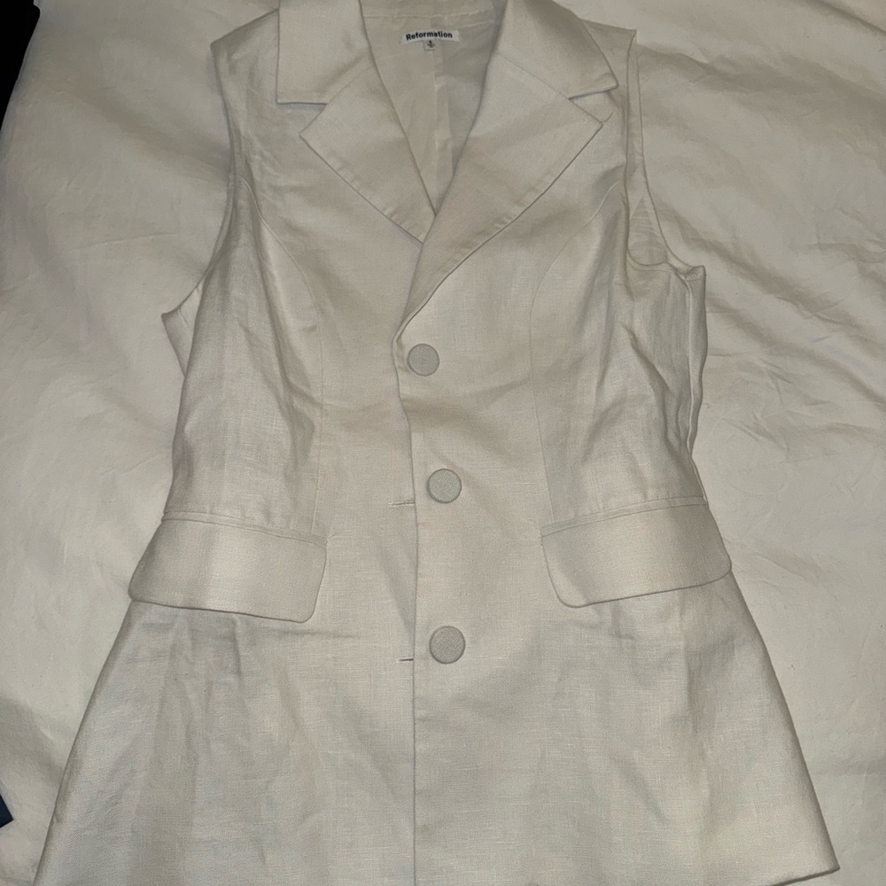 Reformation Billie Linen Vest